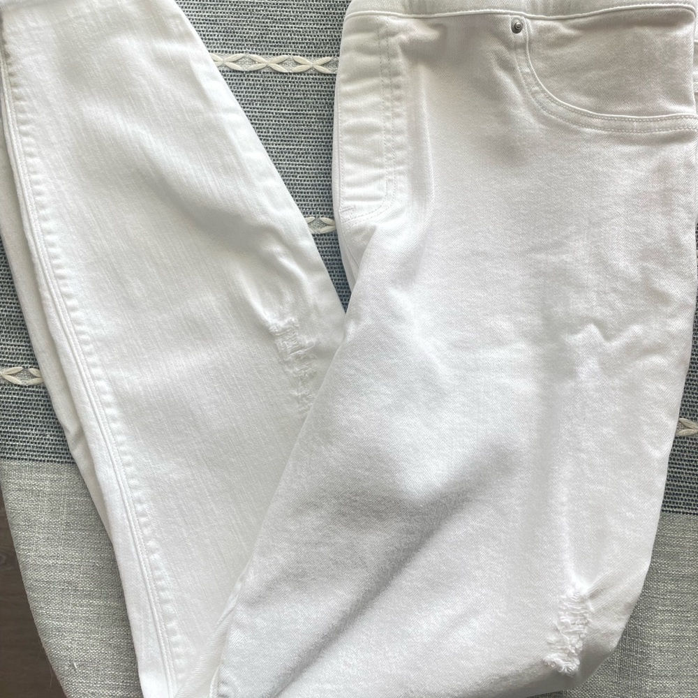 Spank white distressed skinny jeans size 1x
